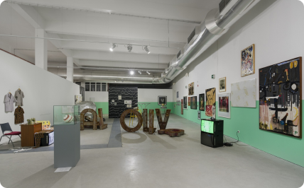 Capital Labour # Essay on Gestures and Fragments